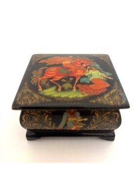 Vintage Signed Russian Palekh Kholui Lacquer Miniature Box Hand Painted Folk Art